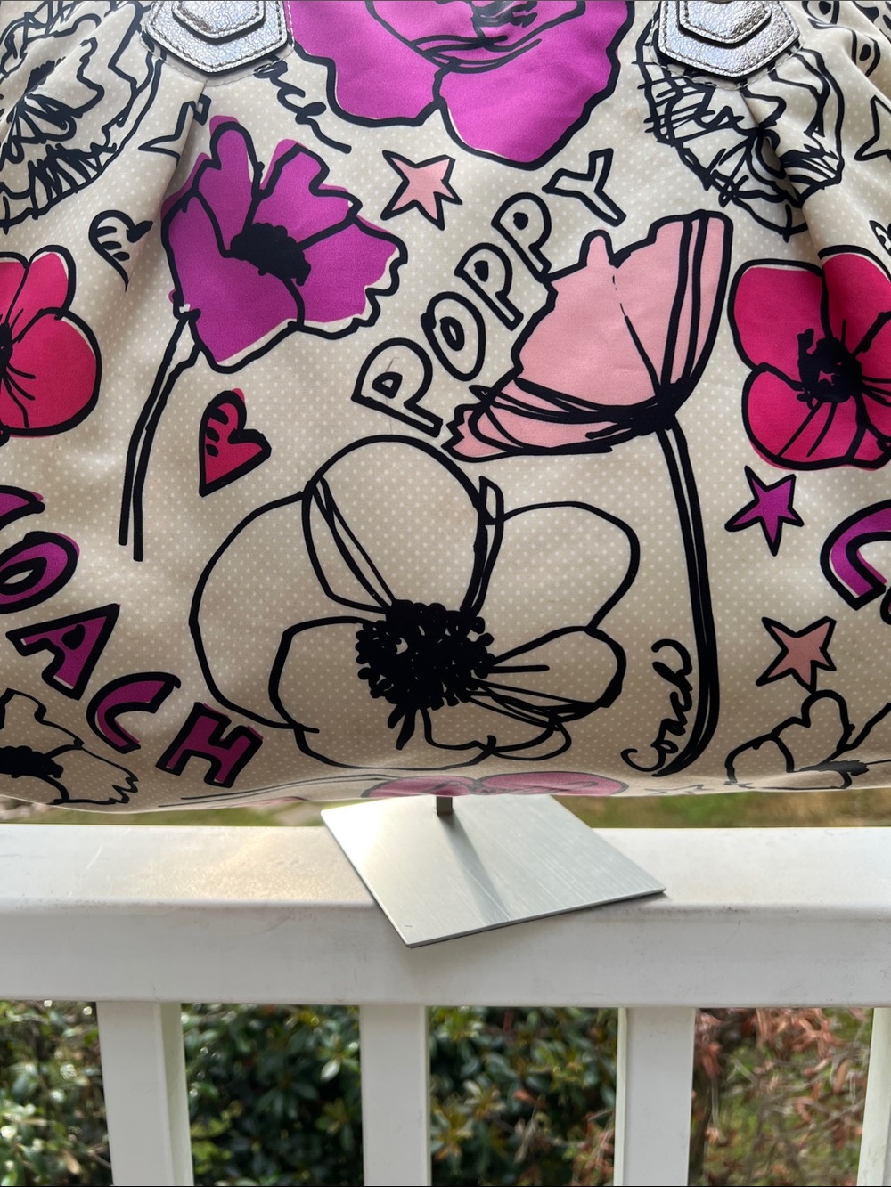 Coach Poppy Floral Graffiti Sateen Tote Pink and Cream Y2K 16306 - Picture 13 of 17